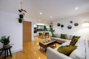 London Nino Apartments